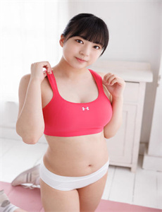 《小莹客厅激情46章至50视频-黄小游戏》